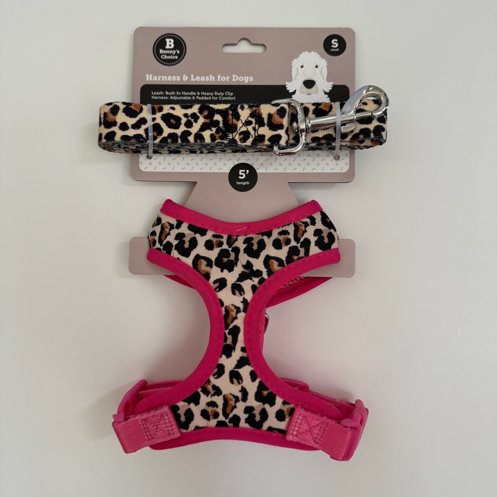 NEW (S) Harness and Dog Leash Animal Print | Benny’s Choice